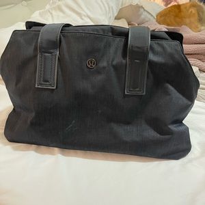 Lululemon Go Getter Bag (Heat) in Black- 26L